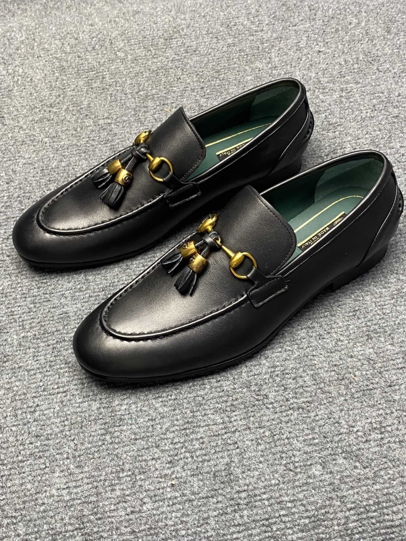 Gucci Leather Shoes